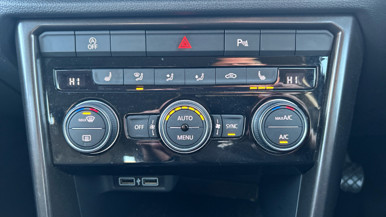 Volkswagen T-Roc 1.5 TSI EVO SE 5dr Petrol Hatchback